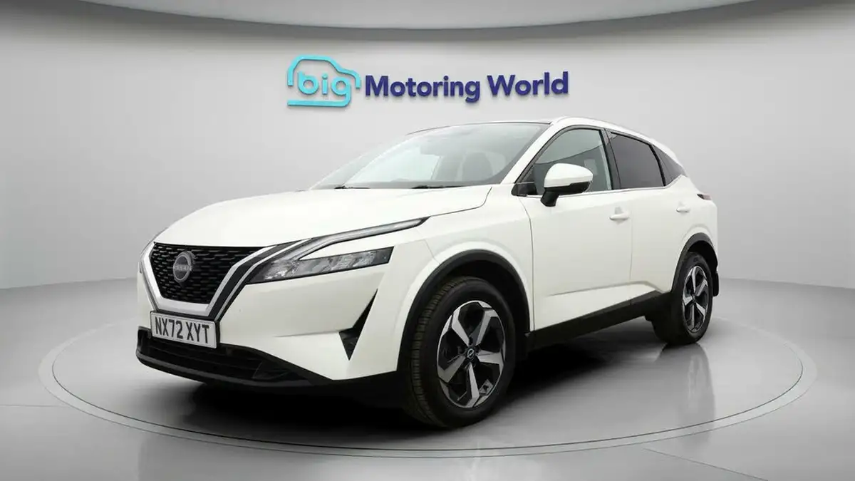 2022-nissan-qashqai-13-dig-t-n-connecta-140ps-big-2