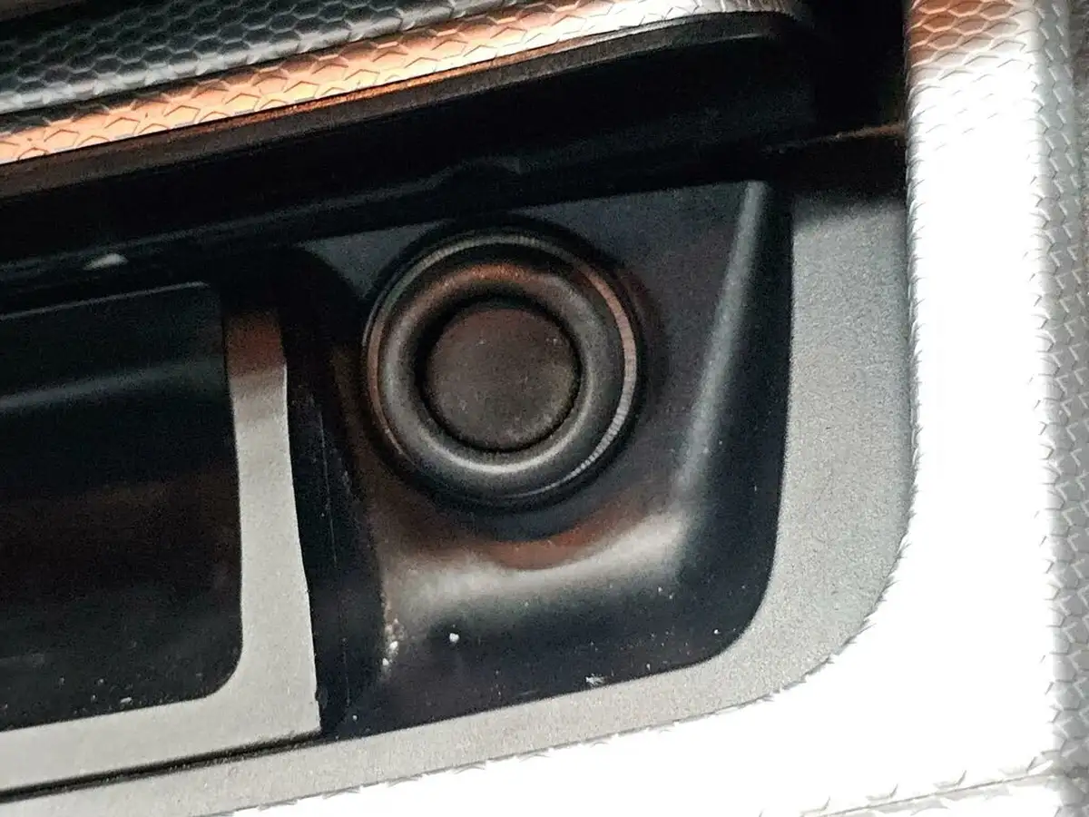 2012-bmw-1-series-20-120i-sport-plus-edition-coupe-big-61