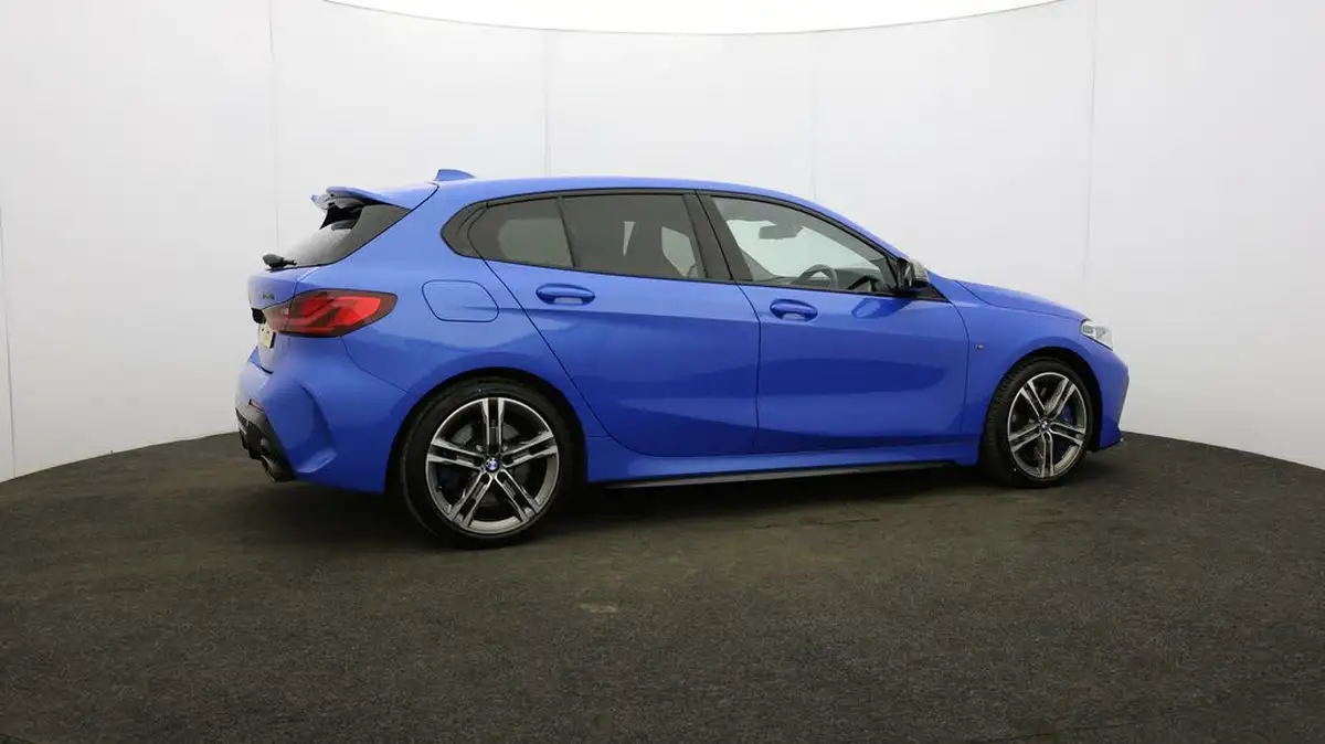 2021-bmw-1-series-20-m135i-xdrive-big-55