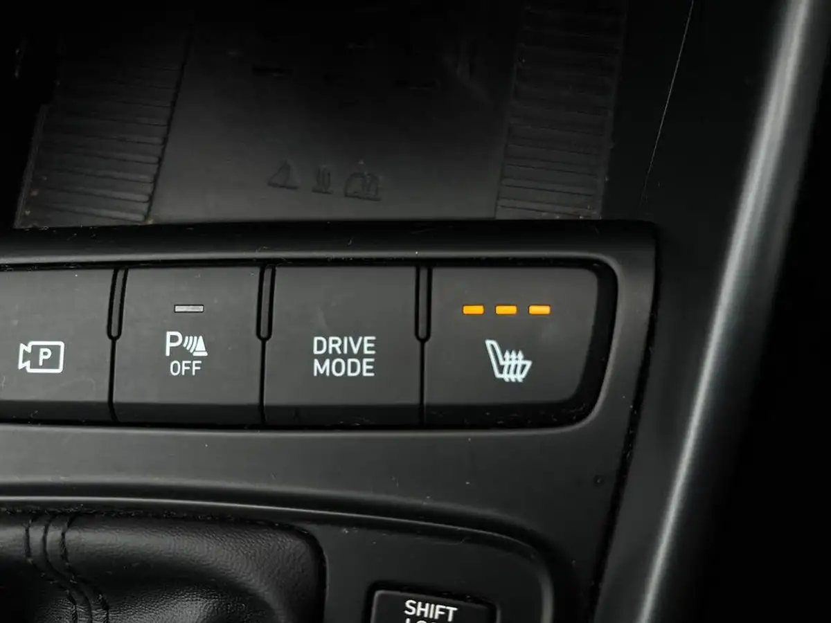2022-hyundai-bayon-10-t-gdi-premium-100ps-dct-big-39