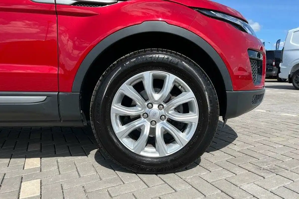 2019-land-rover-range-rover-evoque-20ed4-se-big-7