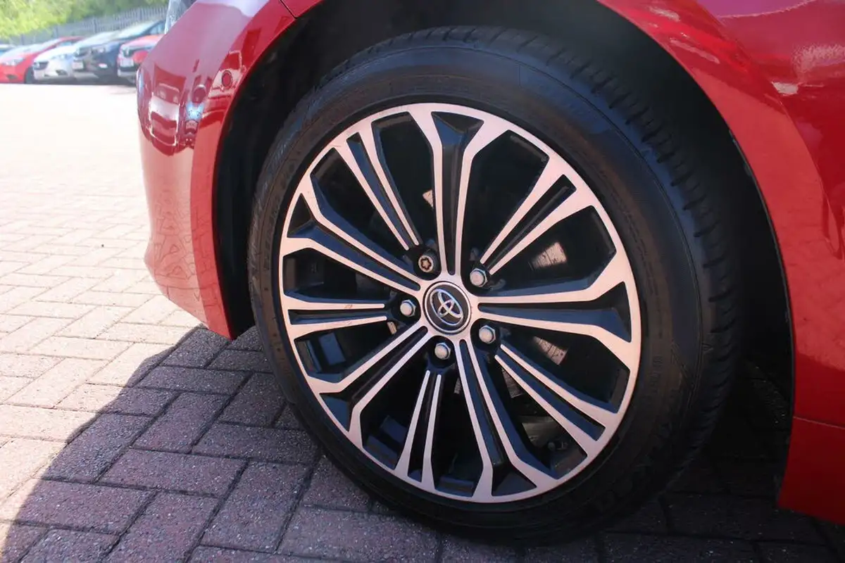 2019-toyota-corolla-18-vvt-i-design-trk-hatchback-5d-big-9