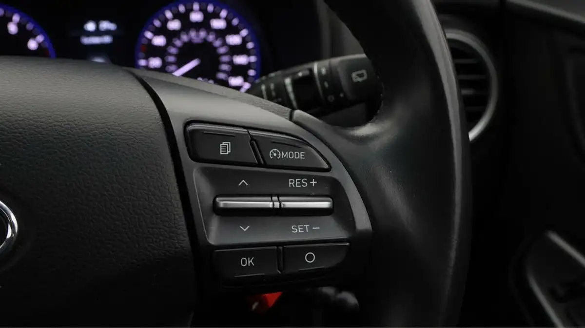 2018-hyundai-kona-10-t-gdi-se-big-21