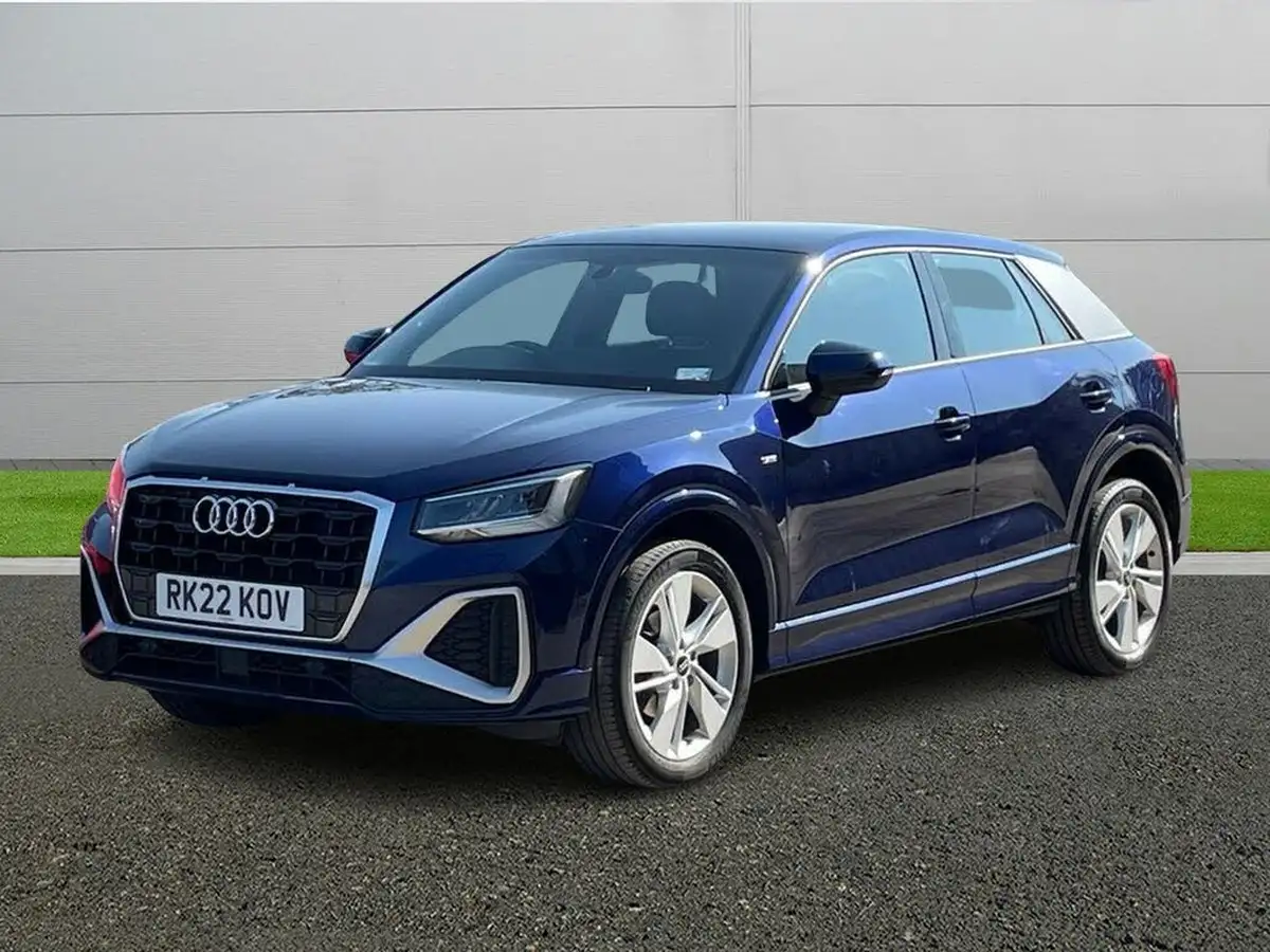 2022-audi-q2-15-35-tfsi-s-line-tronic-big-2