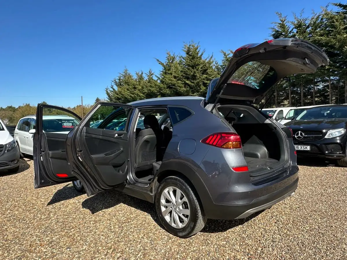 2020-hyundai-tucson-16crdi-se-nav-115ps-48-volt-hybrid-big-25