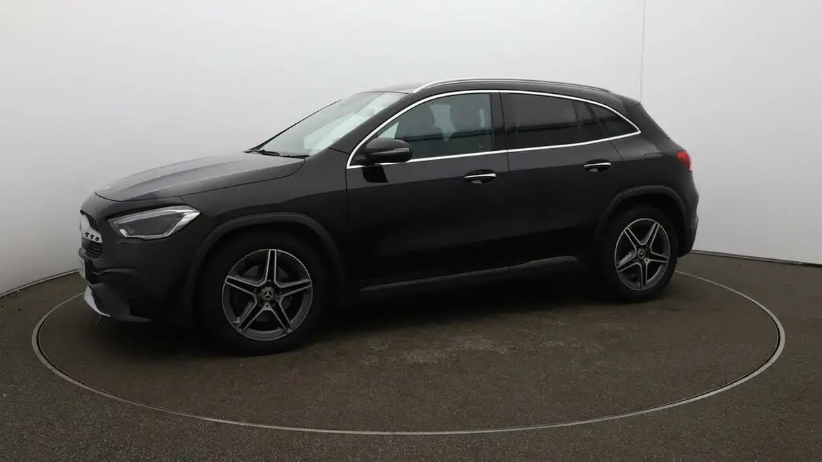 2022-mercedes-benz-gla-class-13-gla-180-amg-line-premium-plus-big-68