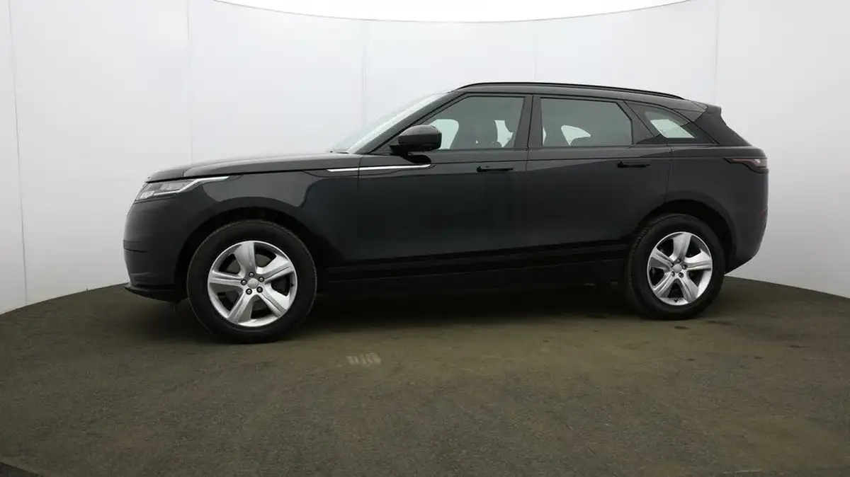 2021-land-rover-range-rover-velar-20-d200-velar-big-32