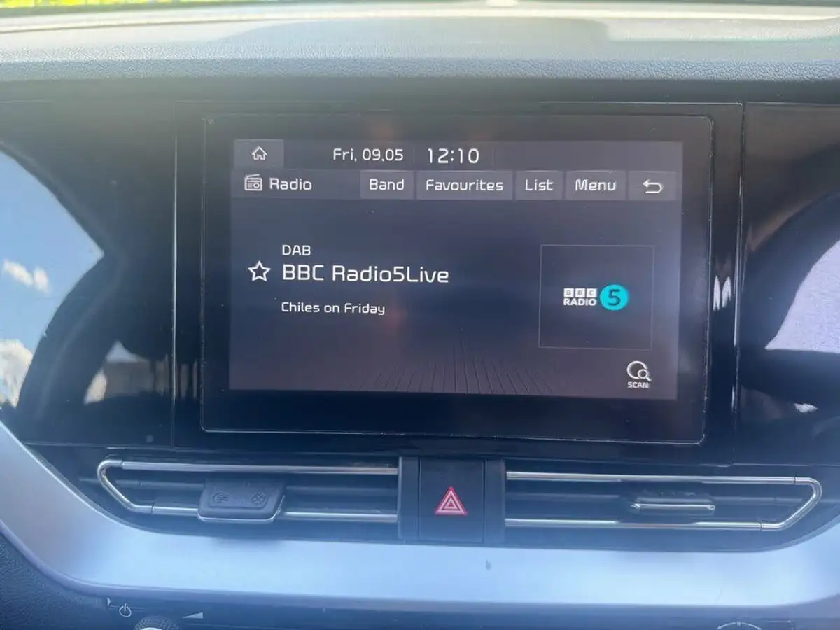 2020-kia-niro-16-gdi-2-big-24