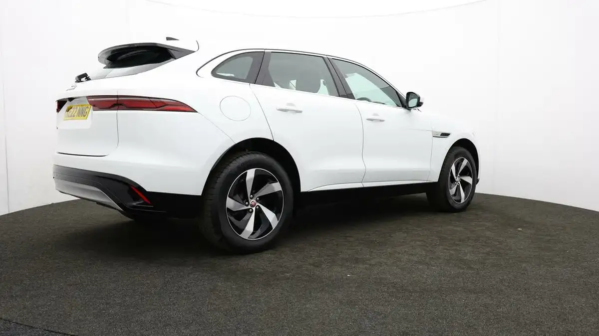 2022-jaguar-f-pace-20-d200-s-big-31