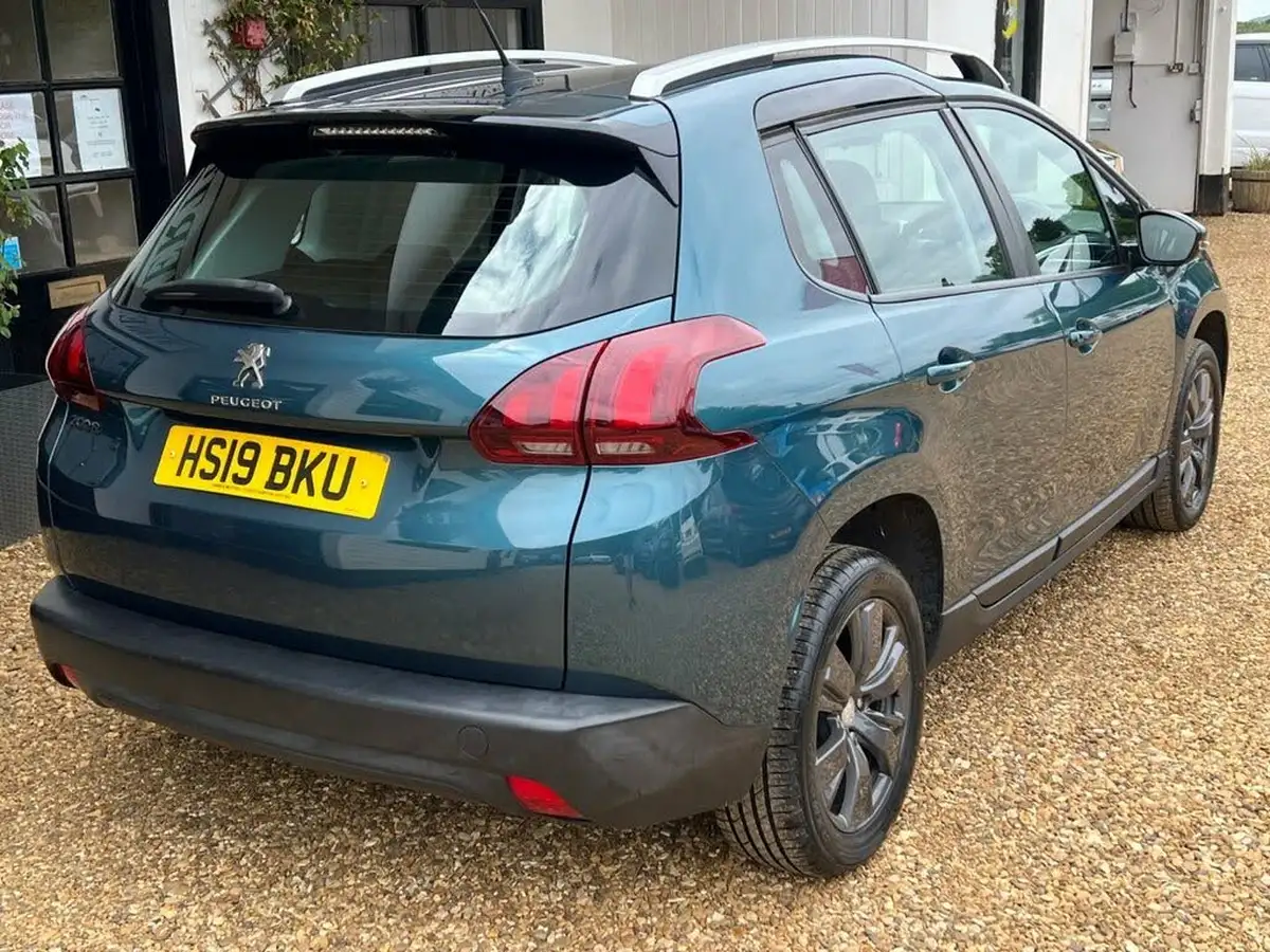 2019-peugeot-2008-suv-12-puretech-active-110bhp-eat6-big-7