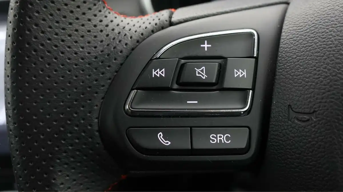 2023-mg-zs-suv-e-trophy-connect-ev-156ps-long-range-big-21