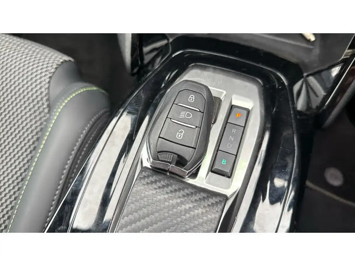 2024-peugeot-208-e-gt-156ps-51kwh-big-19