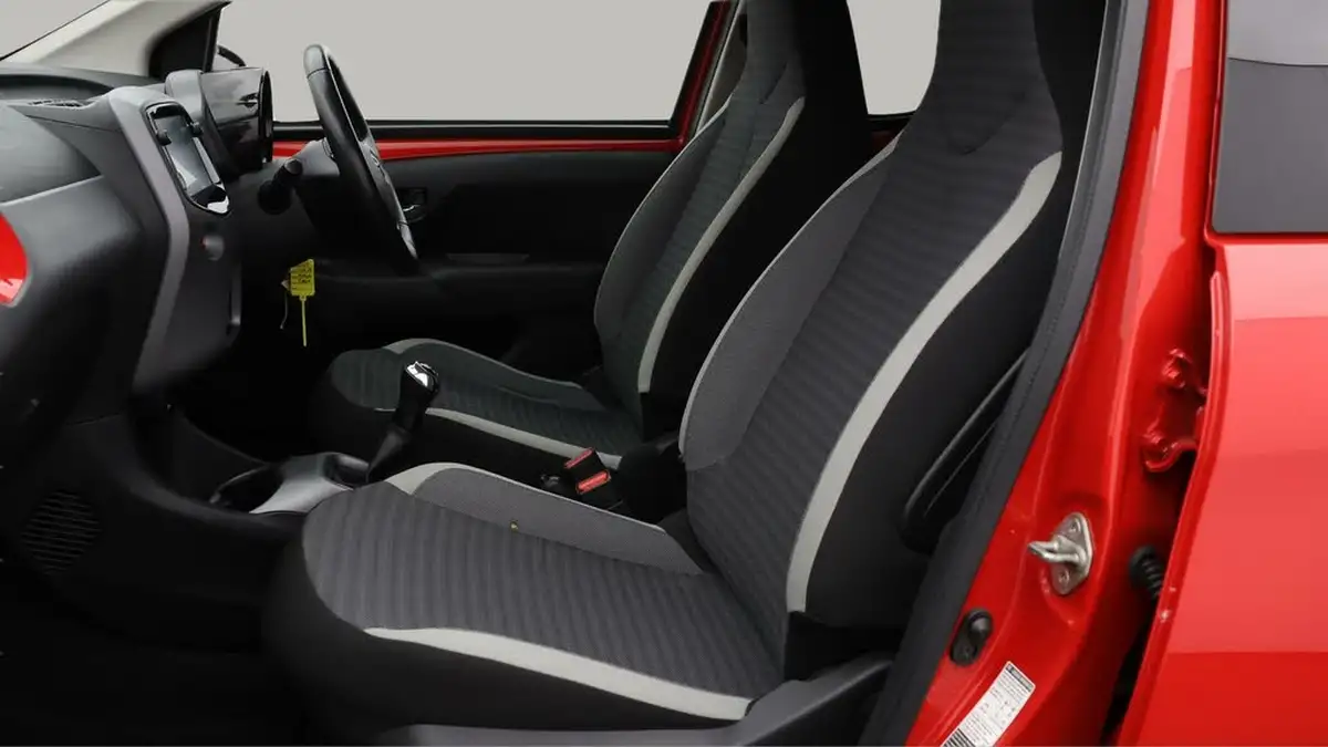 2019-toyota-aygo-10-vvt-i-x-trend-big-13