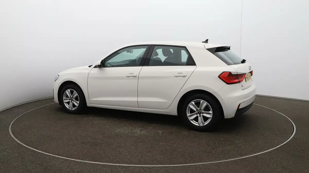 2022-audi-a1-10-25-tfsi-technik-big-46