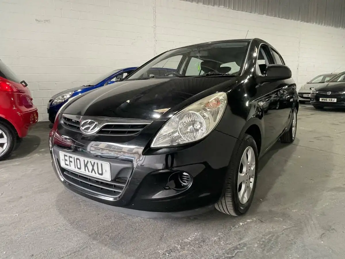 2010-hyundai-i20-12-comfort-5d-big-5