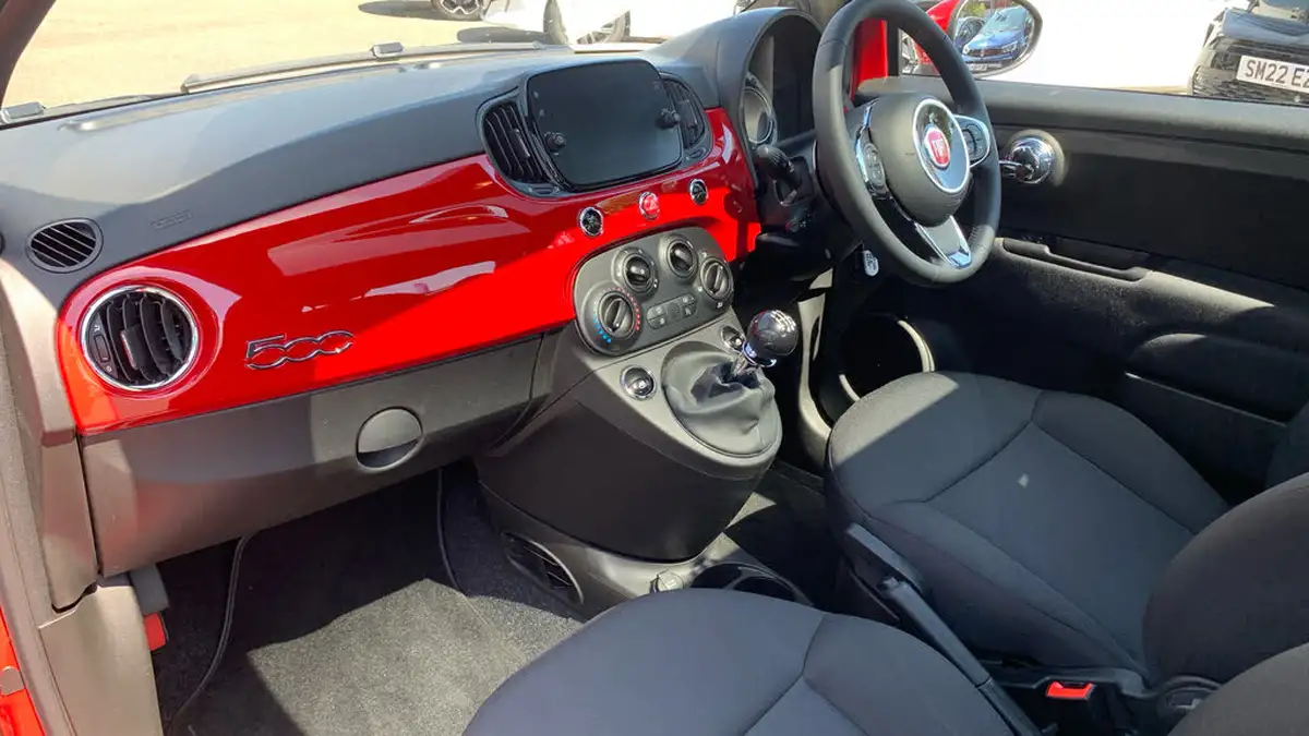 2025-fiat-500-10-big-11