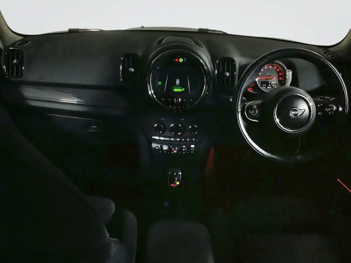 2018-mini-countryman-20td-cooper-d-jcw-chili-ss-auto-big-2