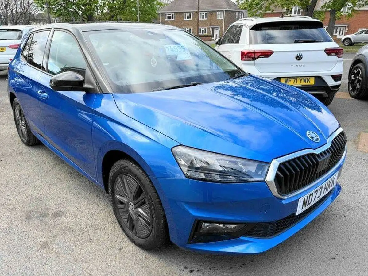 2023-skoda-fabia-10-mpi-colour-edition-big-2