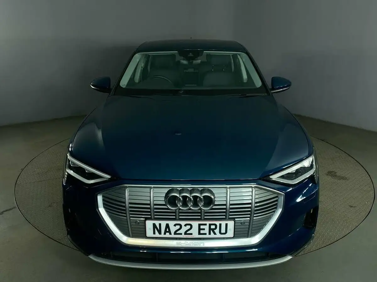 2022-audi-e-tron-55e-technik-station-wagon-big-9