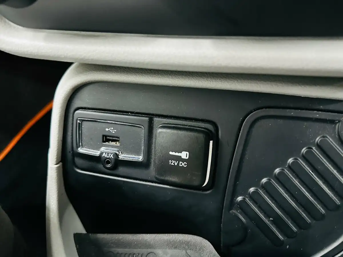 2016-jeep-renegade-16-multijet-ii-limited-ss-big-33