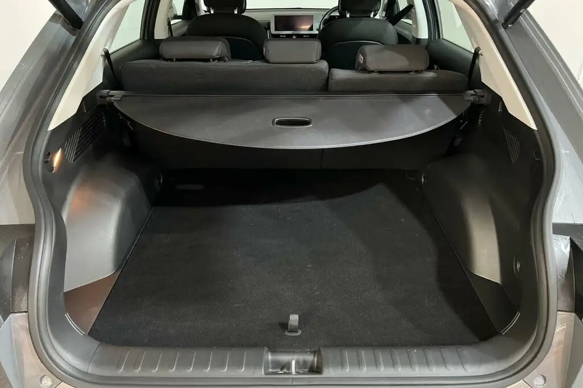 2023-hyundai-ioniq-5-e-premium-228ps-77kwh-rwd-big-43