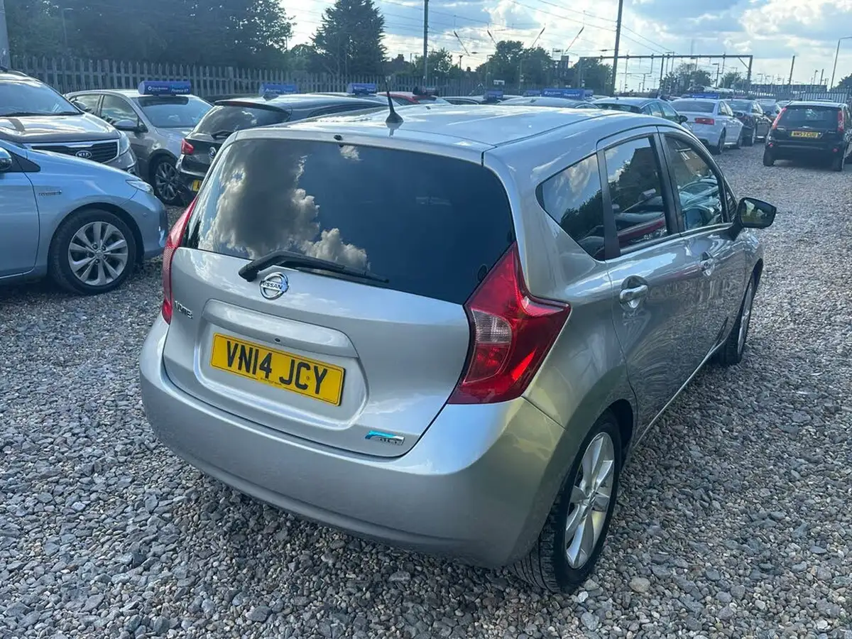2014-nissan-note-15dci-tekna-style-pack-big-14