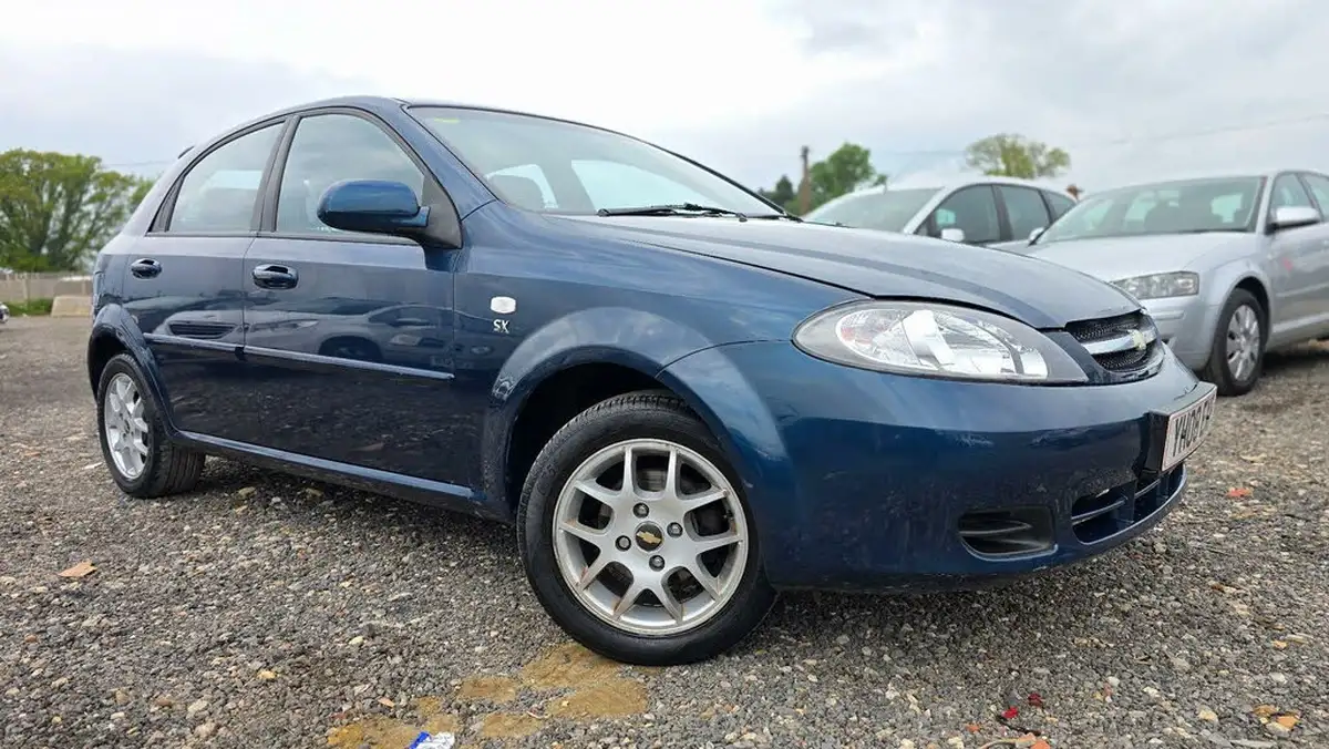 2008-chevrolet-lacetti-16-sx-hatchback-big-5