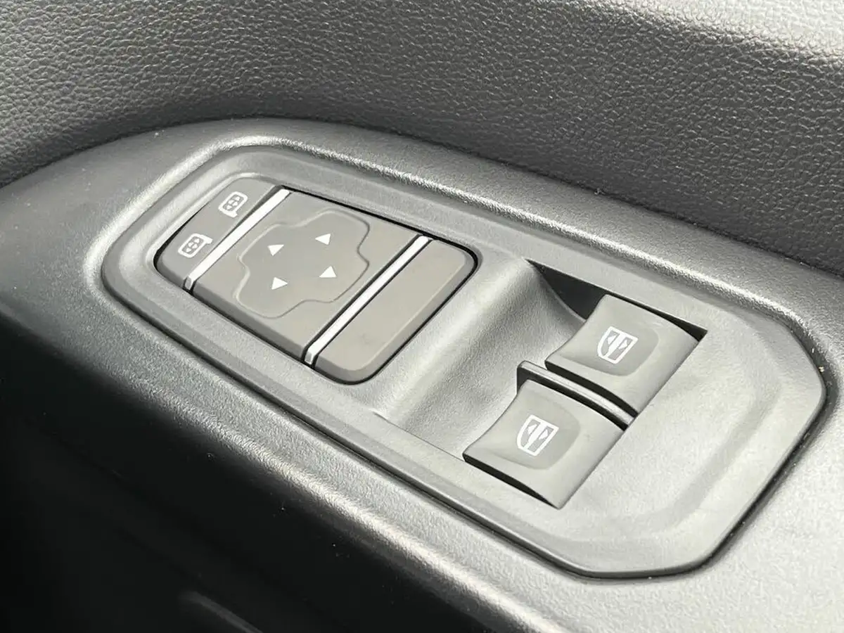 2024-renault-trafic-20dci-sl30-130-advance-eu6d-big-26