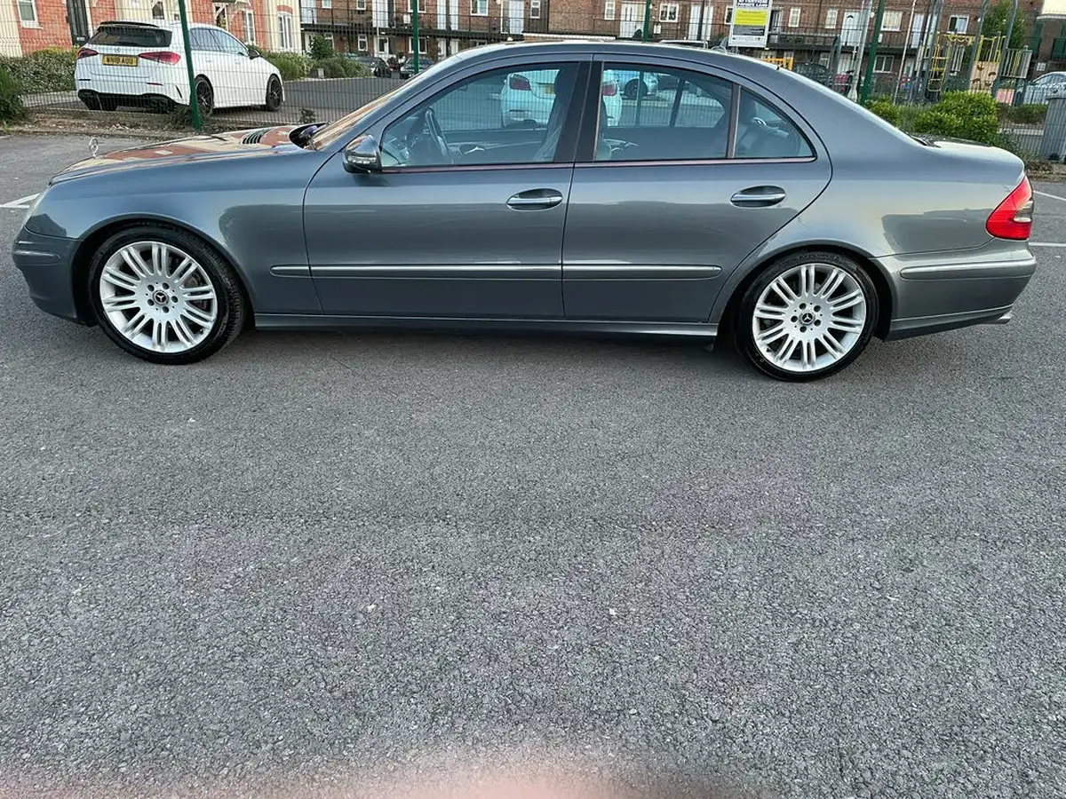 2007-mercedes-benz-e-class-30td-e280-sport-saloon-4d-big-6