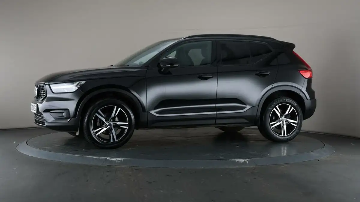 2021-volvo-xc40-15-t3-r-design-163bhp-big-39