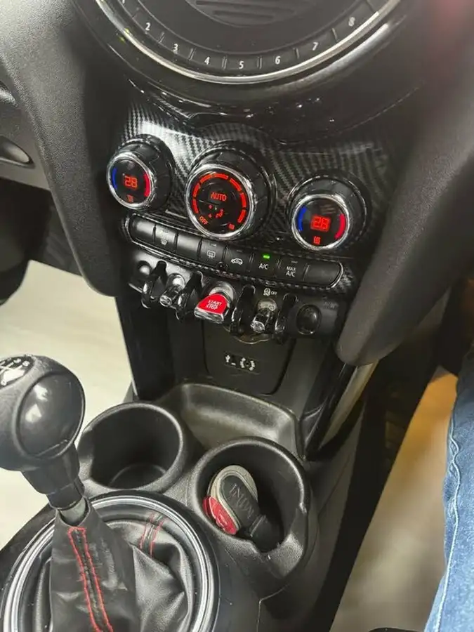 2016-mini-cooper-20-cooper-s-ss-hatchback-5d-big-10