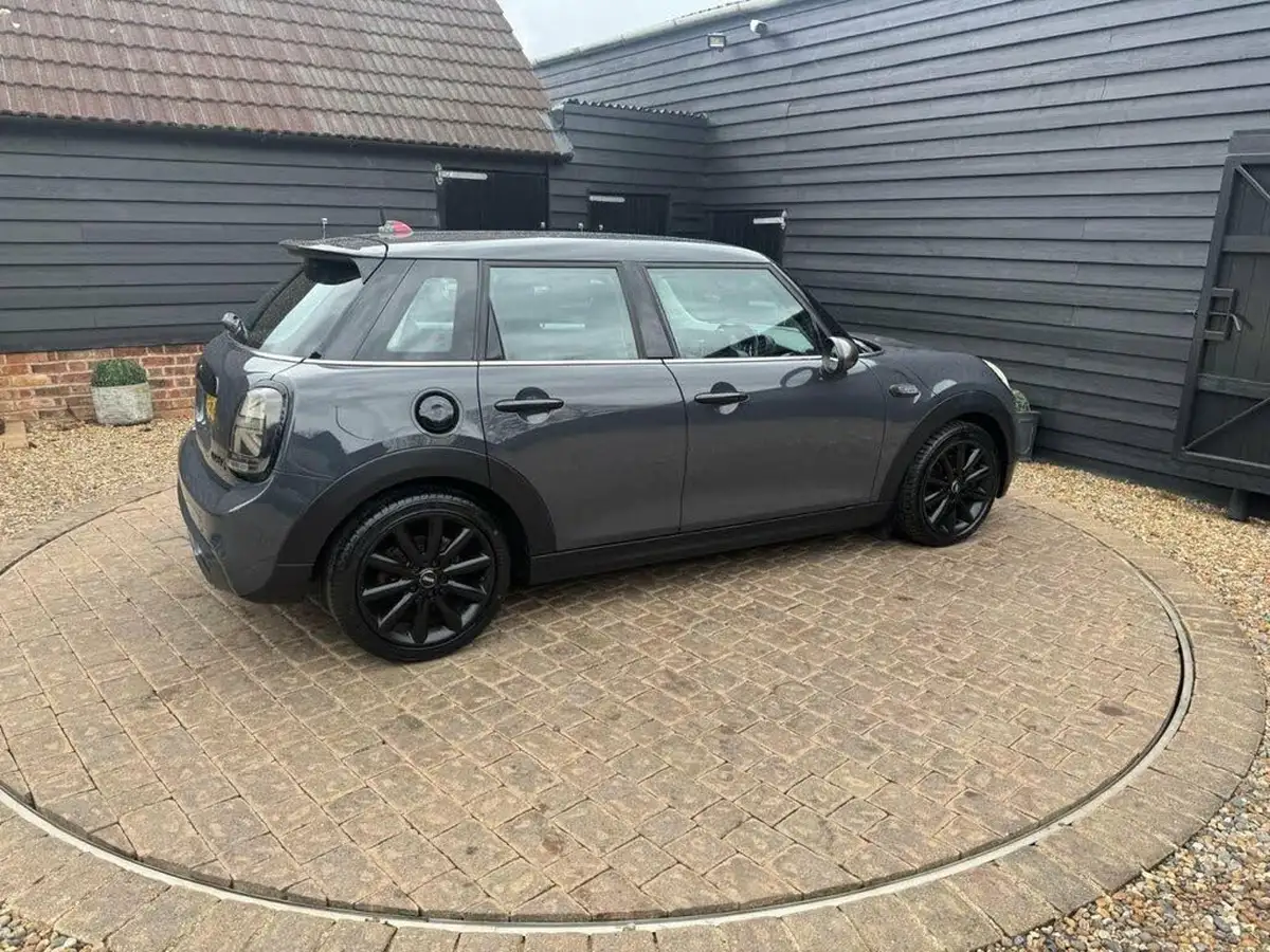 2016-mini-cooper-20-cooper-s-ss-hatchback-5d-big-38