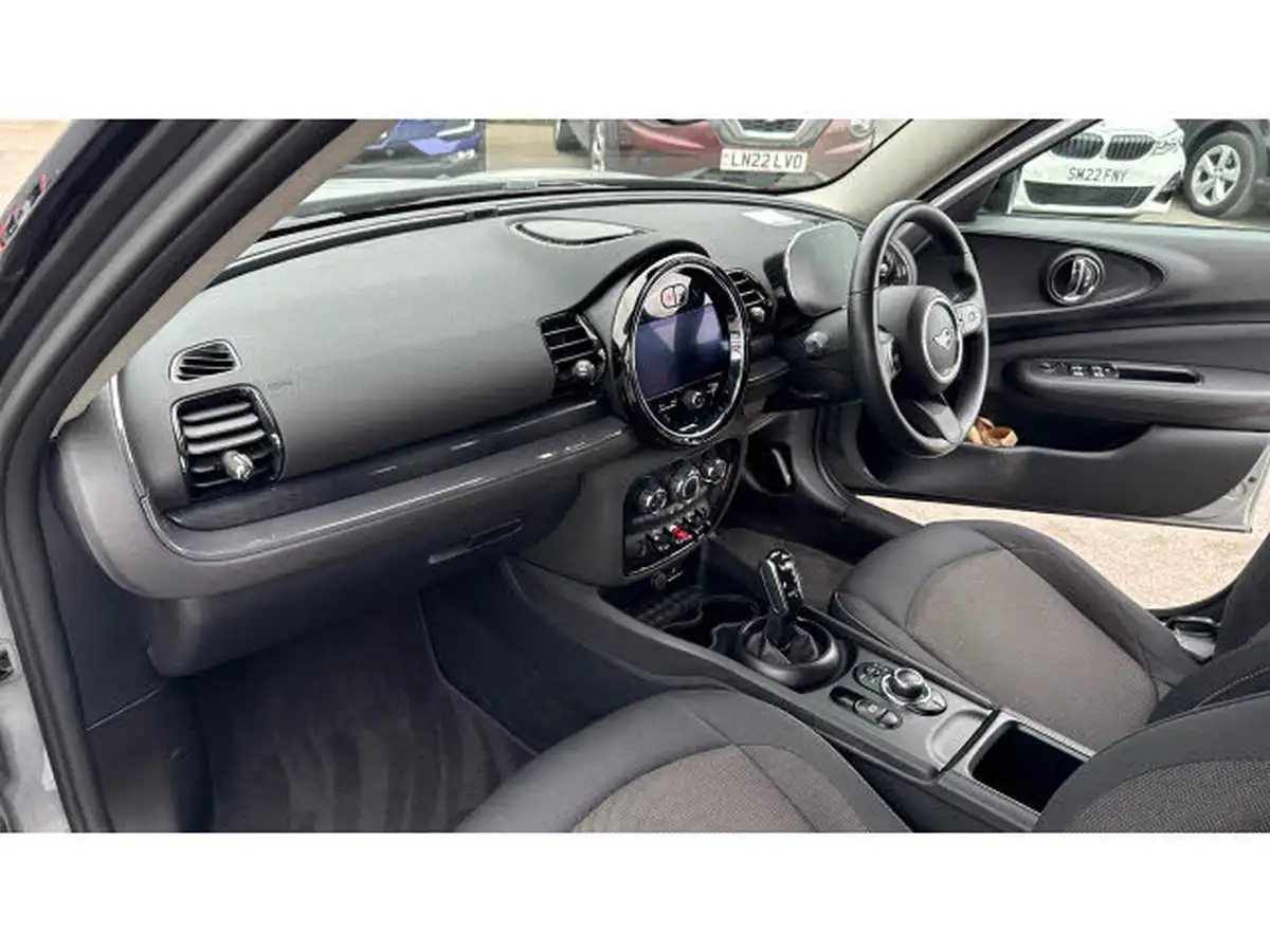 2021-mini-clubman-15-cooper-classic-auto-big-8