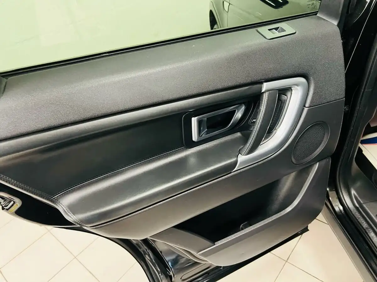 2017-land-rover-discovery-sport-20td4-hse-luxury-180ps-station-wagon-auto-big-29