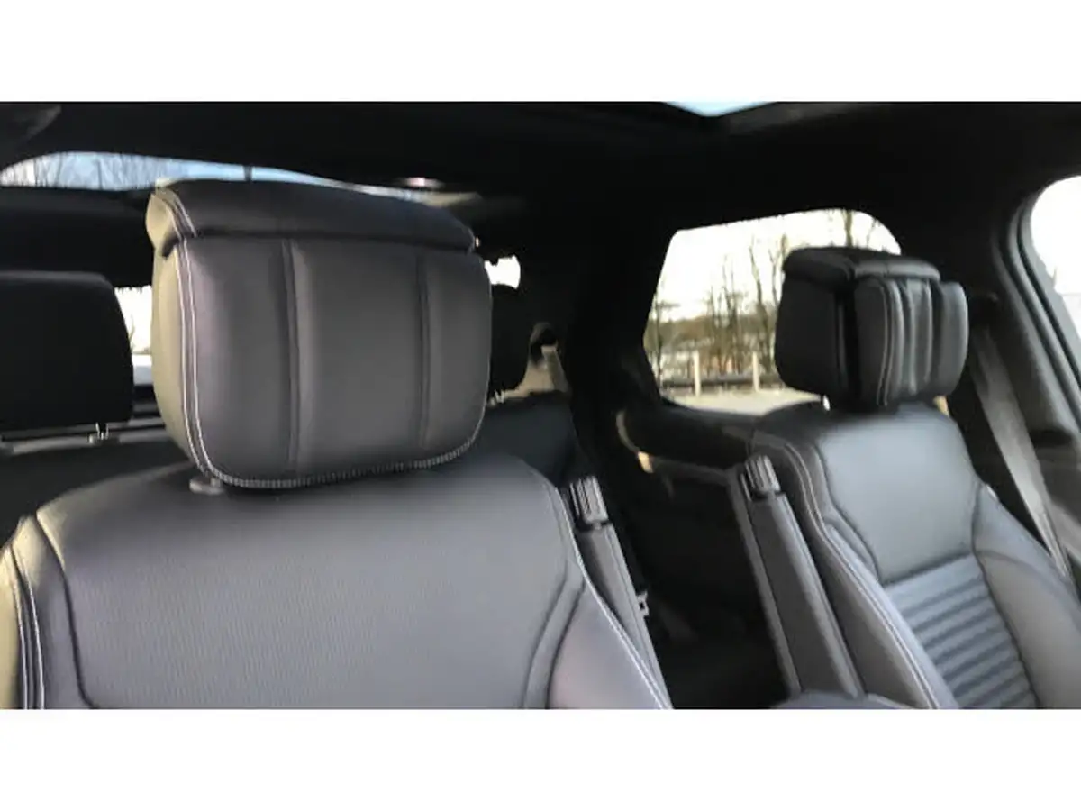 2024-land-rover-discovery-30-d350-dynamic-hse-big-13