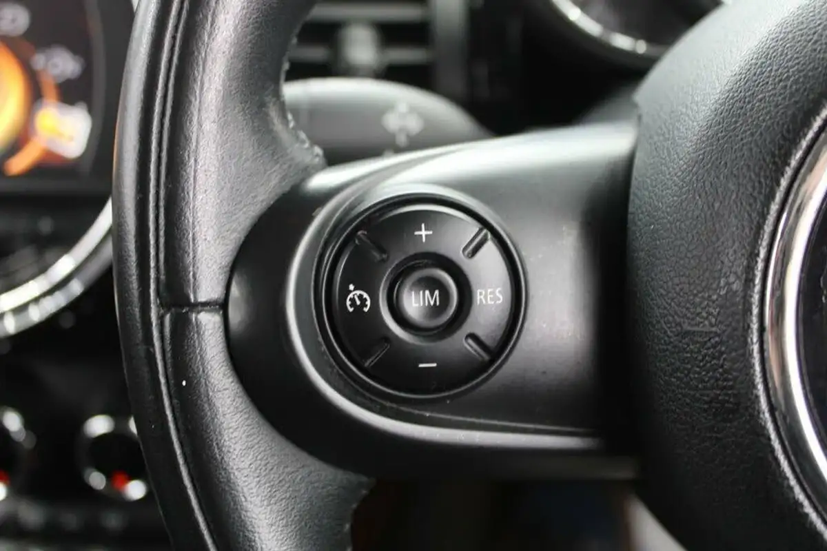 2014-mini-cooper-15-cooper-3d-big-28