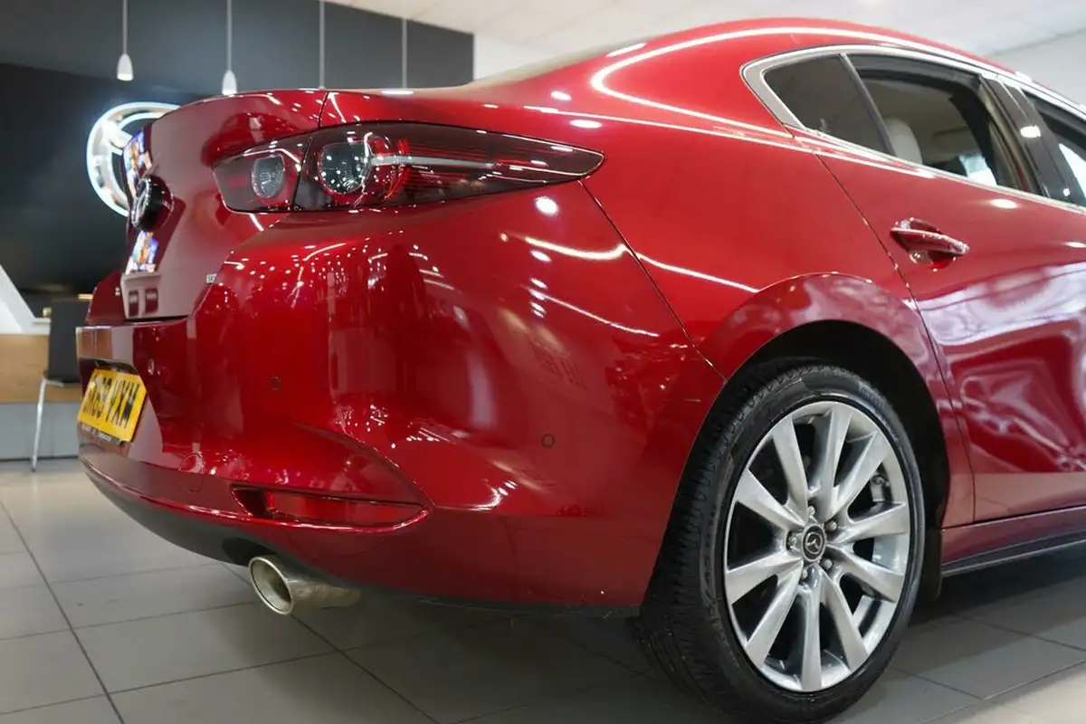 2019-mazda-mazda3-20-gt-sport-tech-180ps-saloon-4d-auto-big-9