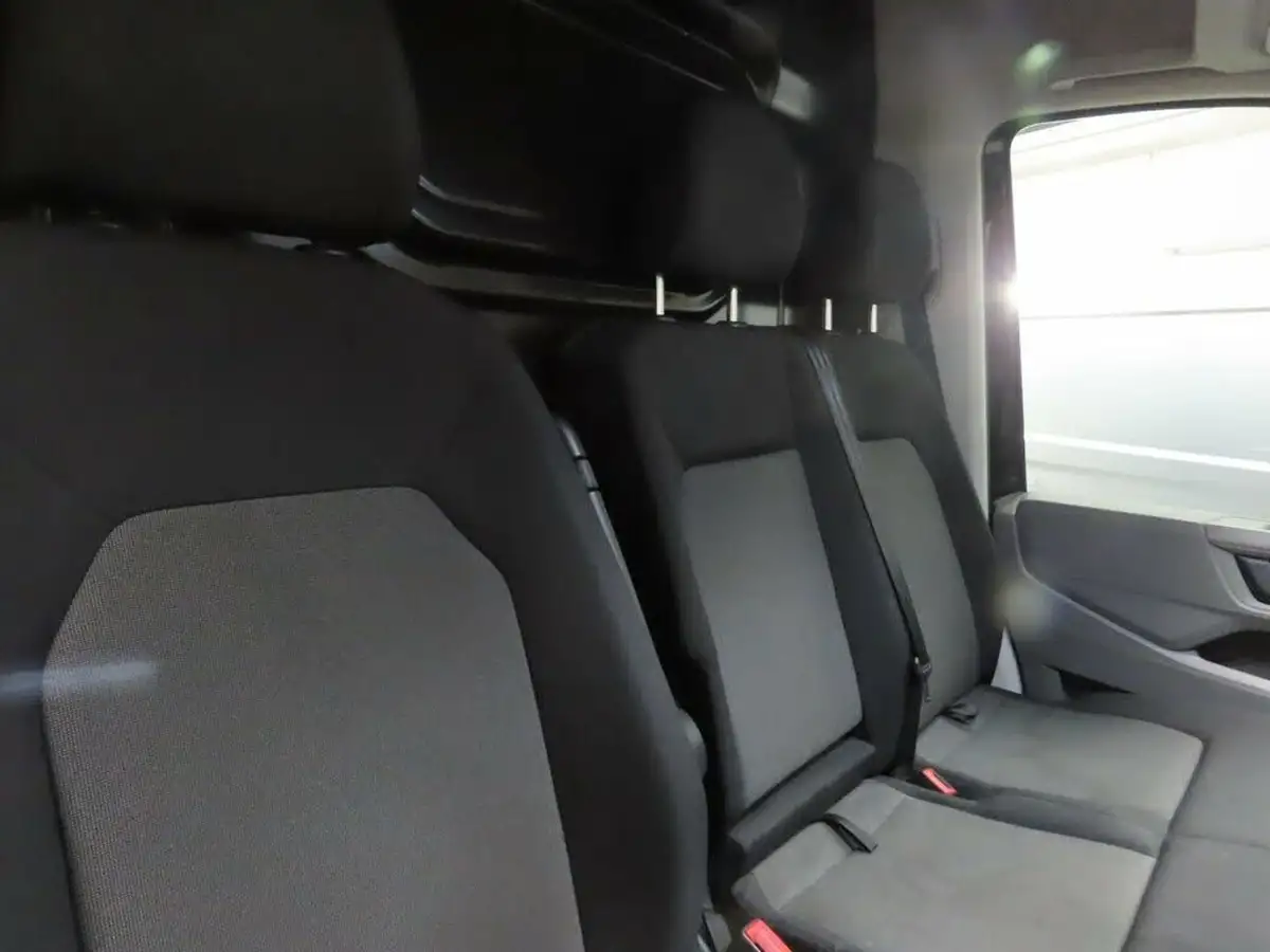 2020-volkswagen-crafter-20tdi-cr35-lwb-trendline-140pseu6dt-e-big-5