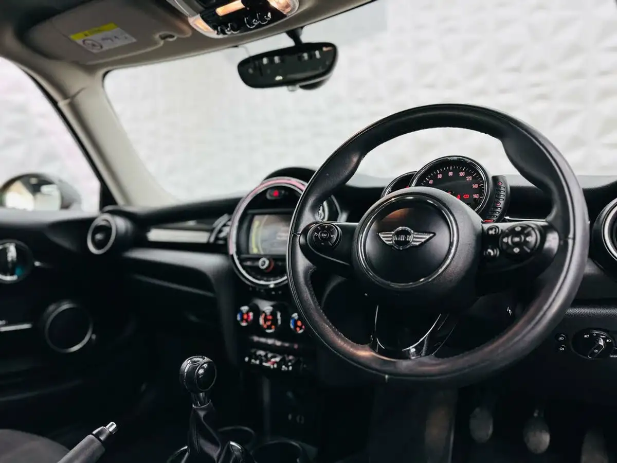 2015-mini-cooper-20-cooper-s-3d-big-18