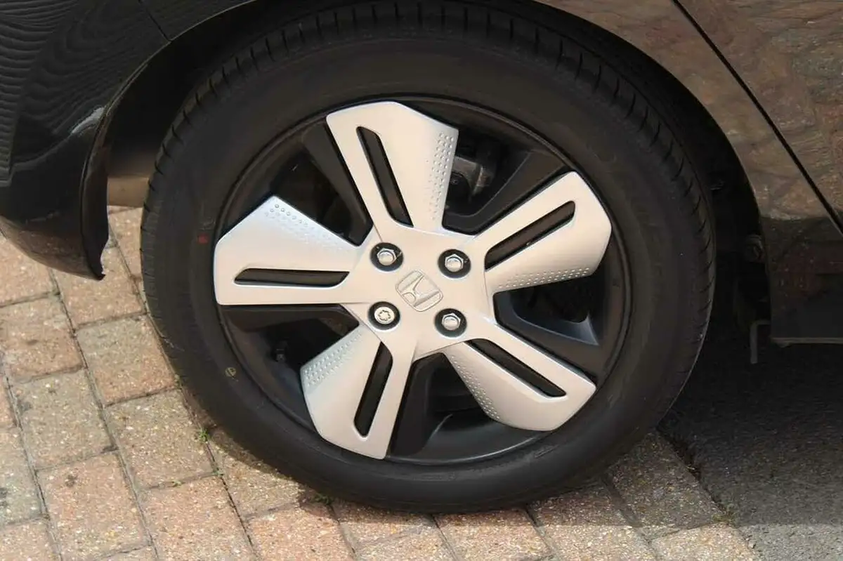 2022-honda-jazz-15-i-mmd-ex-107ps-big-14