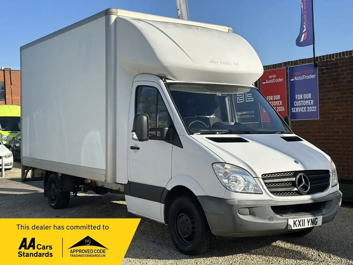 2011-mercedes-benz-sprinter-21td-313cdi-swb-chassis-cab-big-0