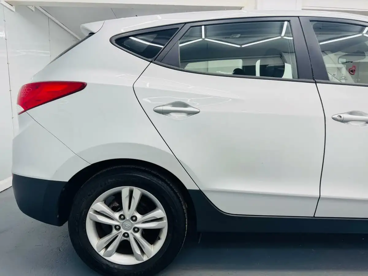 2011-hyundai-ix35-17td-style-big-33