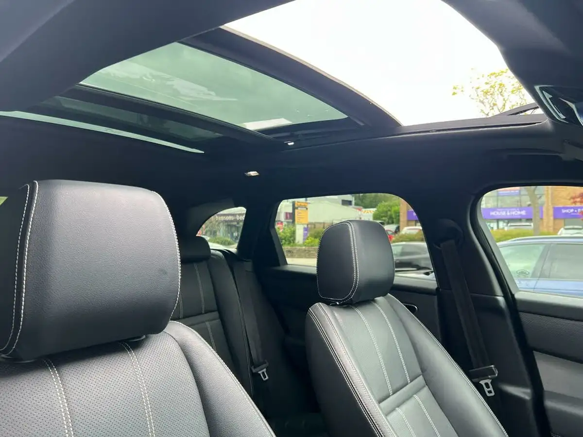 2022-land-rover-range-rover-velar-20-d200-velar-big-38