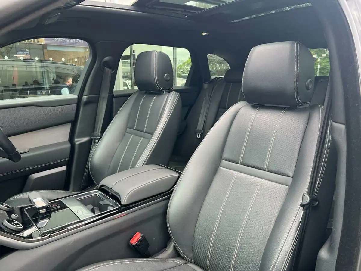 2022-land-rover-range-rover-velar-20-d200-velar-big-14