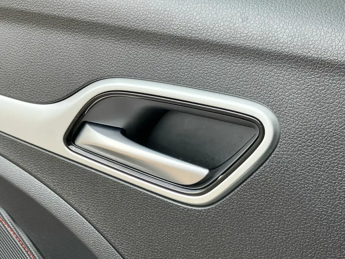 2023-mg-zs-suv-e-se-ev-176ps-big-52