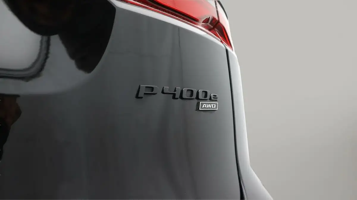 2022-jaguar-f-pace-20-p250-r-dynamic-black-big-23