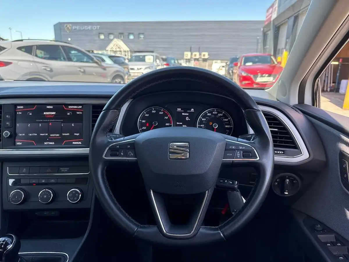2019-seat-leon-15-tsi-evo-se-hatchback-big-16