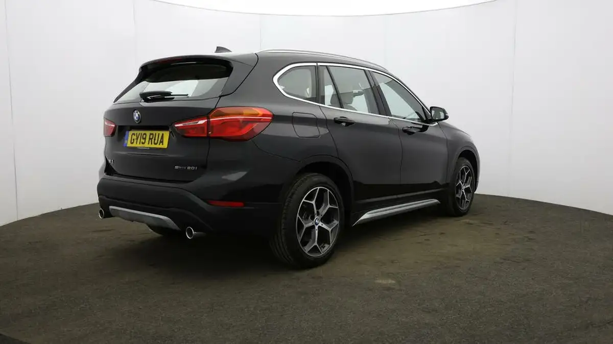 2019-bmw-x1-20-sdrive-20i-xline-sdrive-20i-big-57