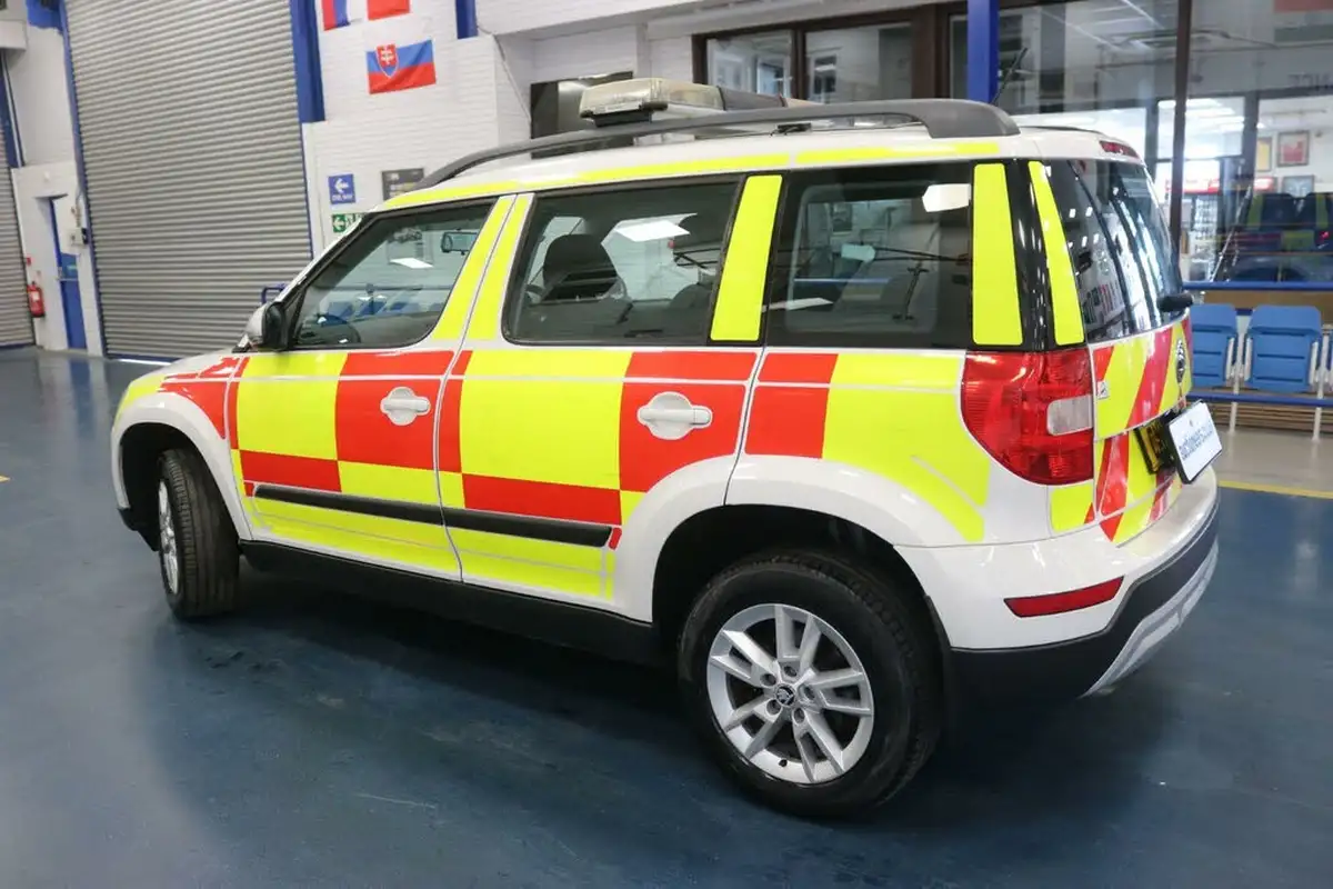 2017-skoda-yeti-outdoor-20tdi-scr-s-4x4-big-3