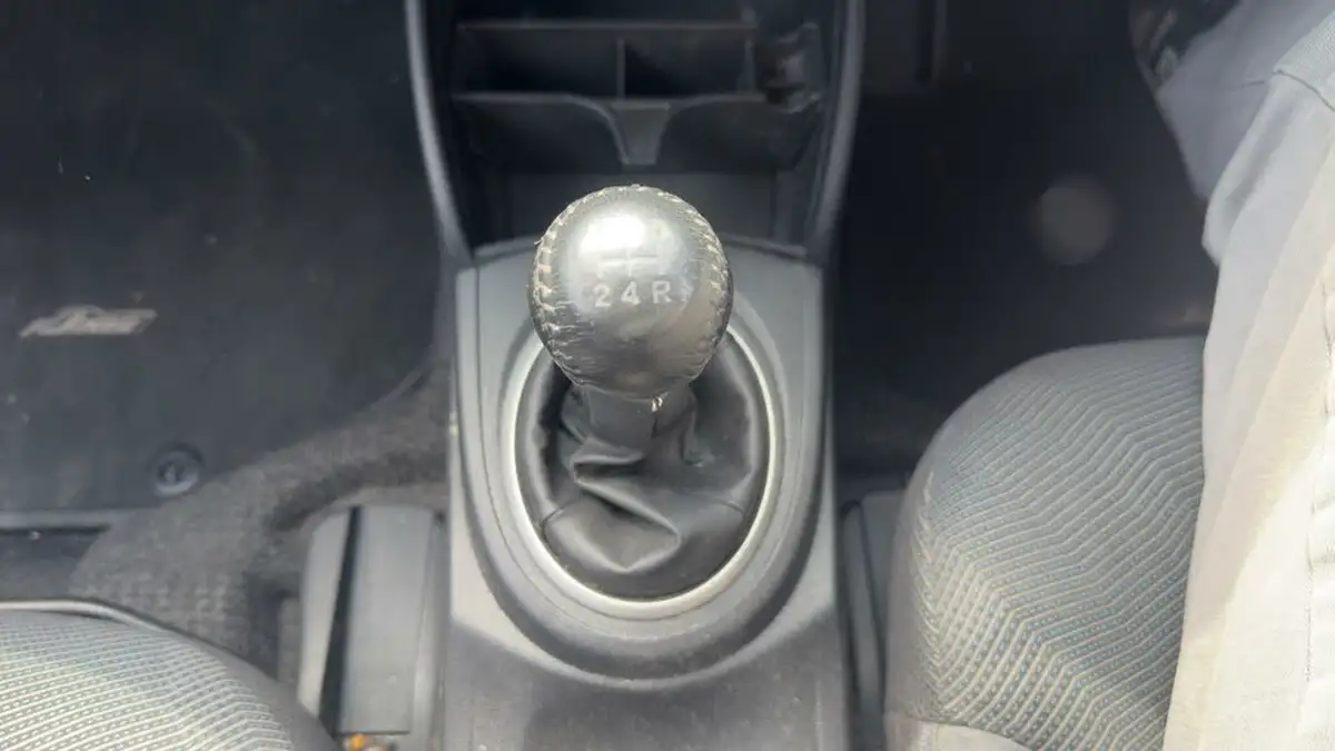 2008-honda-jazz-14-ex-big-24